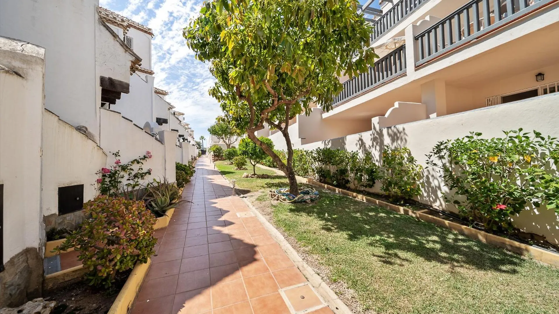 O07 Belindas Campanario - Townhouse Sitio de Calahonda Spain